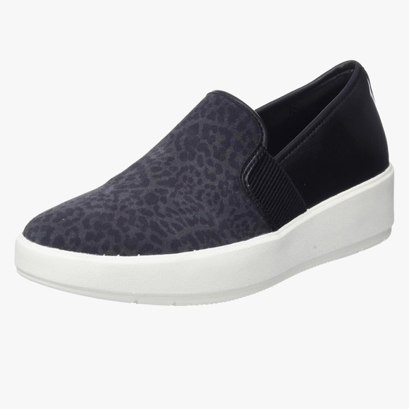Clarks Layton Petal Slip-On Sneakers - Picture 2 of 12
